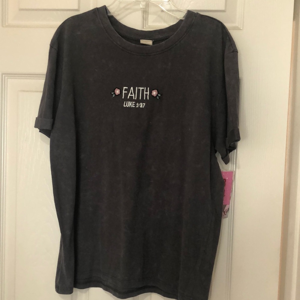 Vibe N’ Shirt FAITH